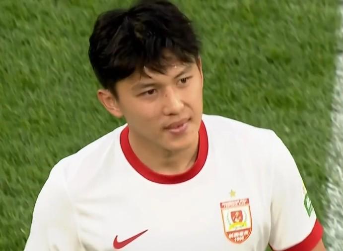 开云体育官网-博主：大连英博有意租借王禹，长春亚泰要求先续约再外租