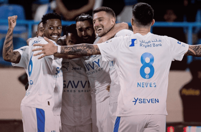 开云体育官网-沙特联最新积分战报 难怪C罗郁闷 皇马旧将造4球 利雅得新月狂胜